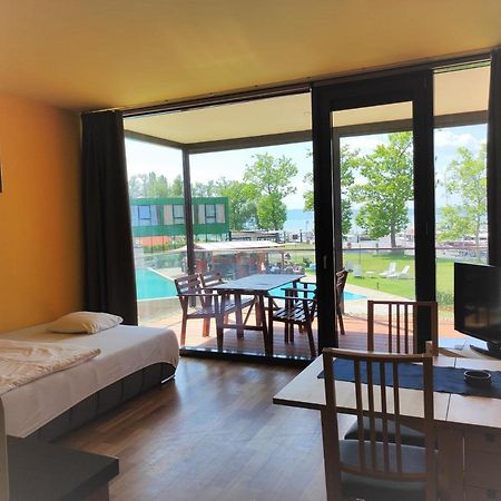 Soleil Apartmanok Balatonlelle Extérieur photo