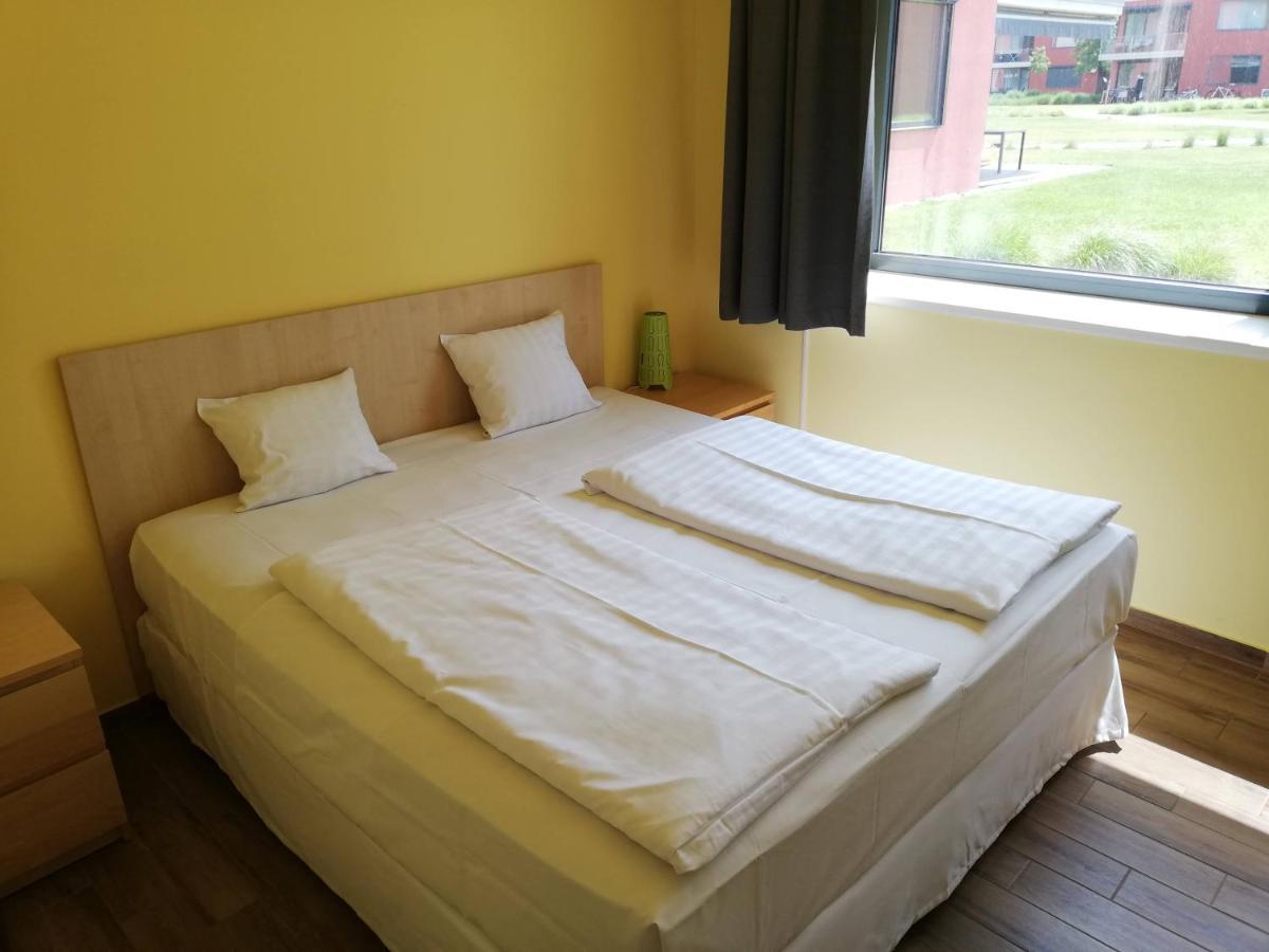 Soleil Apartmanok Balatonlelle Extérieur photo