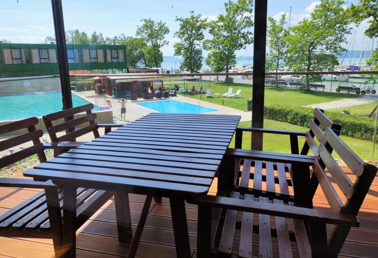 Soleil Apartmanok Balatonlelle Extérieur photo